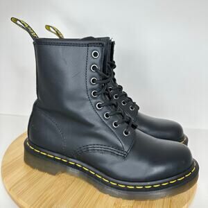 Dr. Martens 1460 Smooth Leather Lace Up Black Boots Combat Moto Womens Size 7